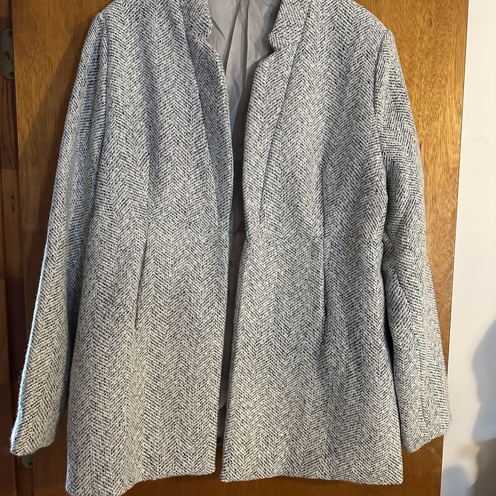 Elegant Gray Women's Coat